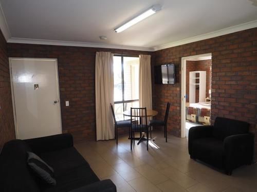 Jacaranda Holiday Units Swan Hill Exterior photo