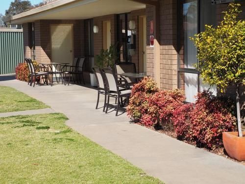 Jacaranda Holiday Units Swan Hill Exterior photo